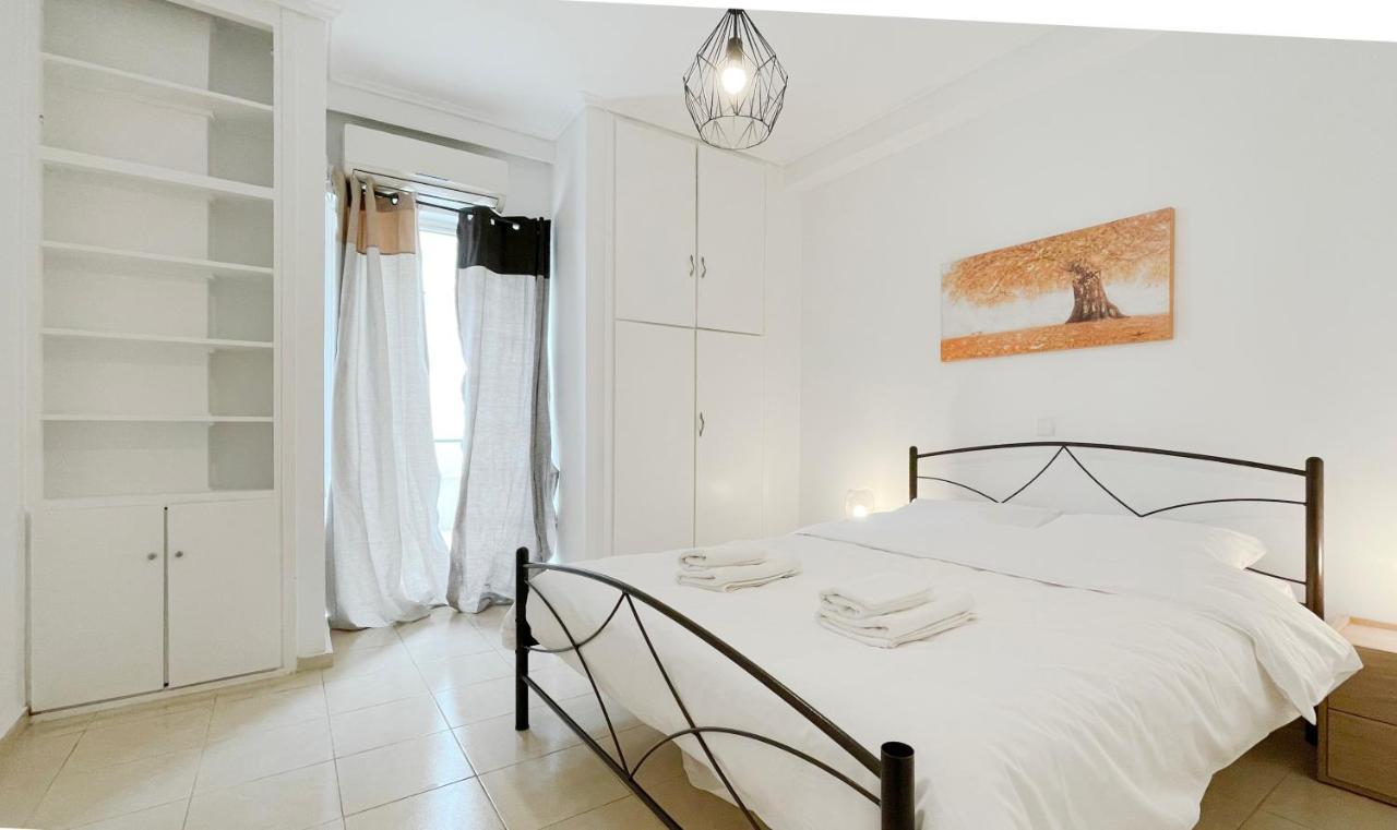 Appartamento Filis Sunny 80Sqm Apt In Viktoria Atene Esterno foto