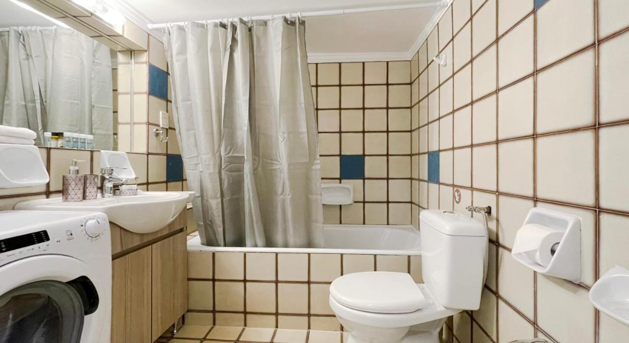 Appartamento Filis Sunny 80Sqm Apt In Viktoria Atene Esterno foto